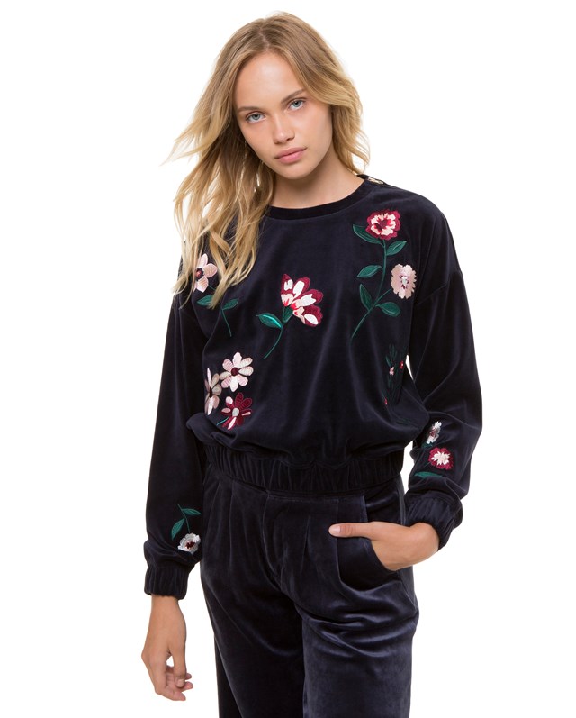 Свитшот Spellbound Floral Embroidered Velour Pullover